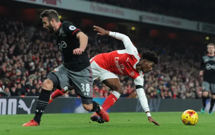 Framed Print : Maitland-Niles and McQueen Shine as Southampton Tops Arsenal in EFL Cup Quarterfinal Framed Print : Maitland-Niles and McQueen Shine as Southampton Tops Arsenal in EFL Cup Quarterfinal