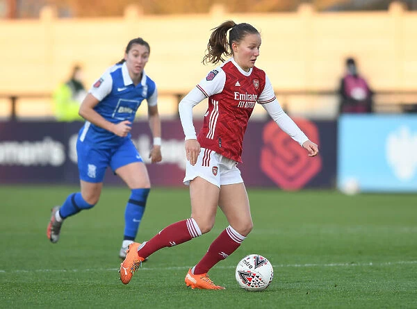 Malin Gut in Action: Arsenal Women vs Birmingham City Women, FA WSL 2020