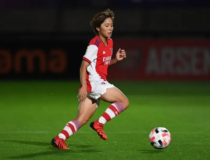 Framed Print : Mana Iwabuchi in Action: Arsenal Women vs Slavia Prague, UEFA Women's Champions League 2021-22 Framed Print : Mana Iwabuchi in Action: Arsenal Women vs Slavia Prague, UEFA Women's Champions League 2021-22