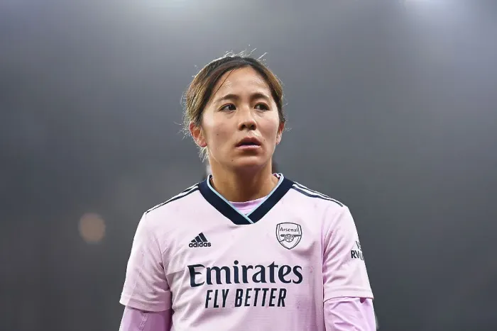 Framed Print : Mana Iwabuchi in Action: Aston Villa vs. Arsenal, Barclays Women's Super League, 2022-23