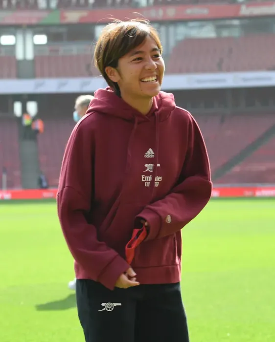 Framed Print : Mana Iwabuchi of Arsenal Prepares for Arsenal Women vs. Chelsea Women FA WSL Clash at Emirates Stadium