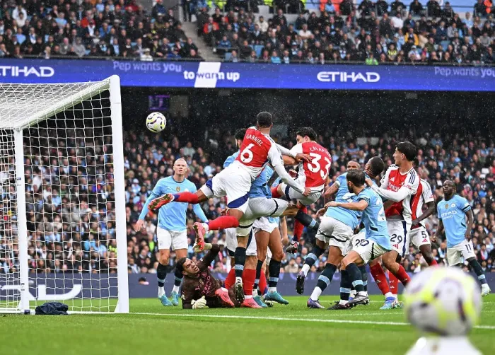 Framed Print : Manchester City FC v Arsenal FC - Premier League