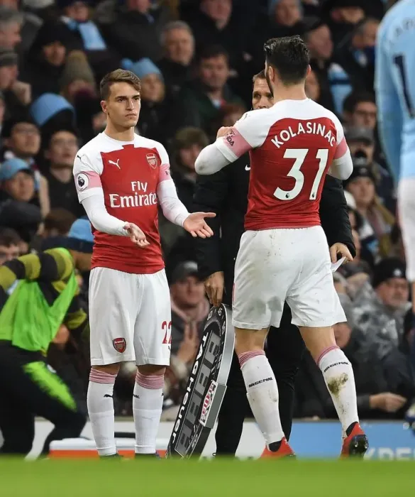 Framed Print : Manchester City vs. Arsenal: Denis Suarez Subs In for Kolasinac (Premier League 2018-19)