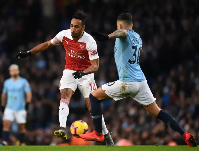 Framed Print : Manchester City vs Arsenal: Premier League Clash at Etihad Stadium (2018-19) Framed Print : Manchester City vs Arsenal: Premier League Clash at Etihad Stadium (2018-19)