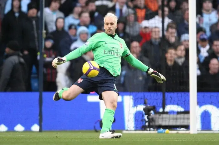 Framed Print : Manchester City's Triumph: 3-0 Crush of Arsenal - Manuel Almunia's Disappointing Day Framed Print : Manchester City's Triumph: 3-0 Crush of Arsenal - Manuel Almunia's Disappointing Day