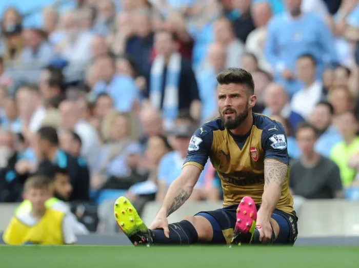 Framed Print : Manchester Derby Showdown: Olivier Giroud vs Manchester City (May 2016)