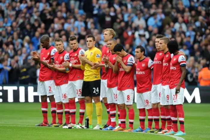 Framed Print : Manchester Derby: Unity in Mourning - Arsenal and Manchester City Honor Fallen Policewomen (23 / 9 / 12) Framed Print : Manchester Derby: Unity in Mourning - Arsenal and Manchester City Honor Fallen Policewomen (23 / 9 / 12)