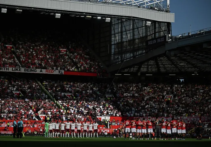 Framed Print : Manchester United v Arsenal - Premier League