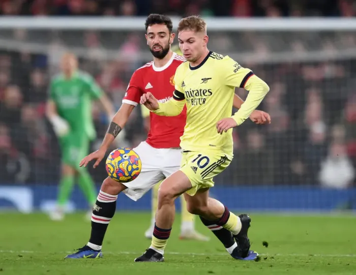 Framed Print : Manchester United vs Arsenal: Emile Smith Rowe vs Bruno Fernandes Battle at Old Trafford (Premier League 2020-21)
