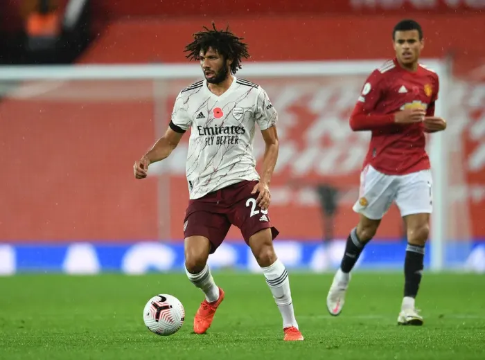 Framed Print : Manchester United vs Arsenal: Elneny in Action at Empty Old Trafford (2020-21 Premier League)