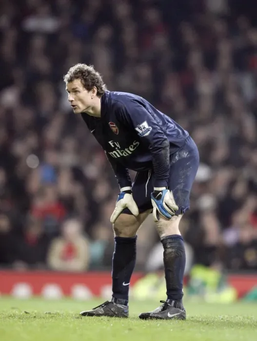 Framed Print : Manchester United's Dominant 4-0 FA Cup Victory over Arsenal: Jens Lehmann's Disappointing Day at Old Trafford (FA Cup 5th Round, 2008)