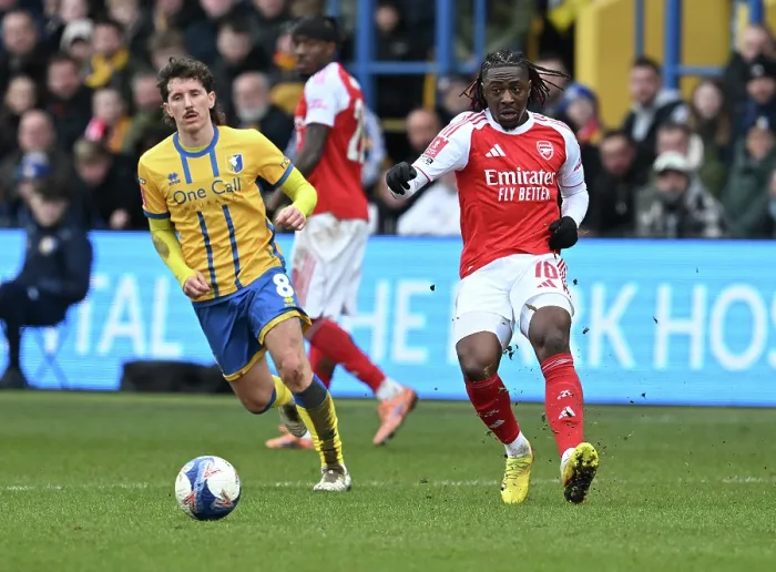 Framed Print : Mansfield Town v Arsenal - Emirates FA Cup Fifth Round Framed Print : Mansfield Town v Arsenal - Emirates FA Cup Fifth Round