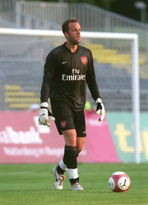 Framed Print : Manuel Almunia in Action: Arsenal's Pre-Season Victory over SV Mattersburg (2006) Framed Print : Manuel Almunia in Action: Arsenal's Pre-Season Victory over SV Mattersburg (2006)