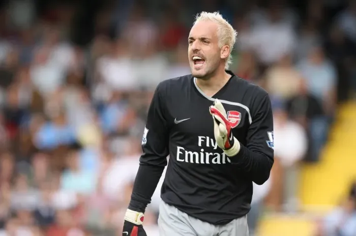 Framed Print : Manuel Almunia: Arsenal's Hero at Craven Cottage (Fulham 1:0 Arsenal, 2008) Framed Print : Manuel Almunia: Arsenal's Hero at Craven Cottage (Fulham 1:0 Arsenal, 2008)