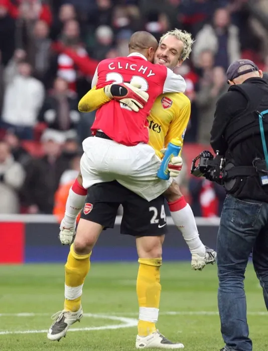 Framed Print : Manuel Almunia and Gael Clichy (Arsenal) celebrate at the end of the match