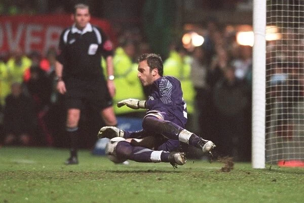 Manuel Almunia saves Doncasters 2nd penalty during the penalty shoot out