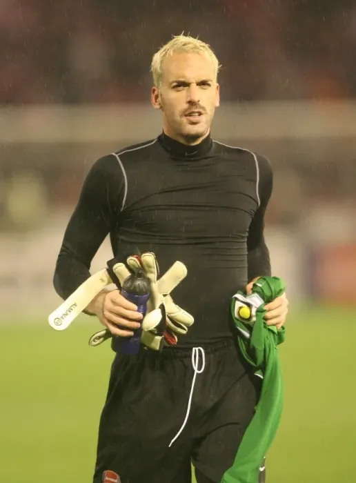 Framed Print : Manuel Almunia: The Unbeaten Hero in Arsenal's 0:0 Draw Against Slavia Prague, UEFA Champions League, Group H, 2007 Framed Print : Manuel Almunia: The Unbeaten Hero in Arsenal's 0:0 Draw Against Slavia Prague, UEFA Champions League, Group H, 2007