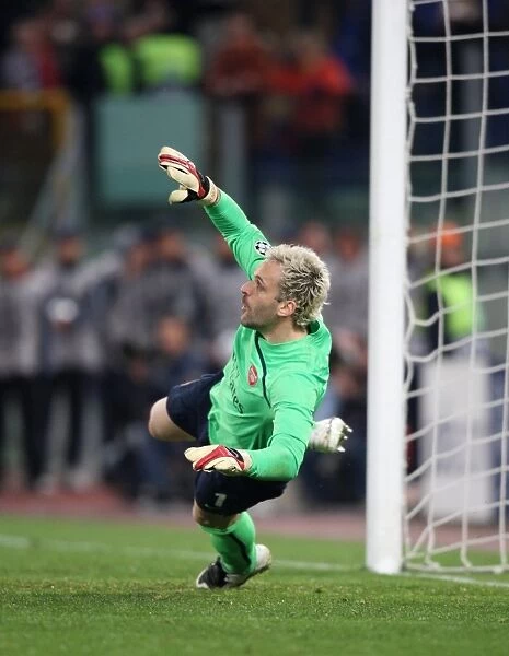 Manuel Almunia's Dramatic Save in Penalty Shootout: Arsenal's 1-0 Victory over AS Roma in the UEFA Champions League