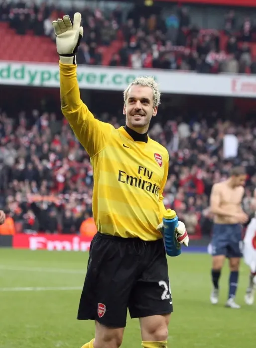 Framed Print : Manuel Almunia's Heroic Save: Arsenal's 2-1 Victory Over Tottenham Hotspur