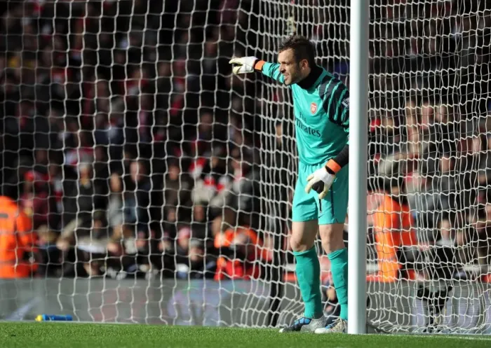 Framed Print : Manuel Almunia's Heroics: Arsenal's FA Cup Win Against Huddersfield Town (30.01.11)
