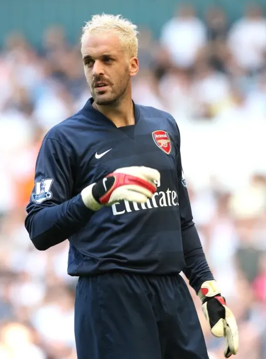 Framed Print : Manuel Almunia's Triumph: Arsenal's Glorious 3-1 Victory Over Tottenham Hotspur (September 15, 2007)