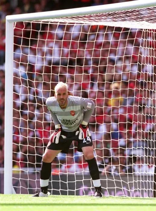 Framed Print : Manuel Almunia's Triumph: Arsenal's Win Over Paris Saint-Germain at Emirates Cup 2007