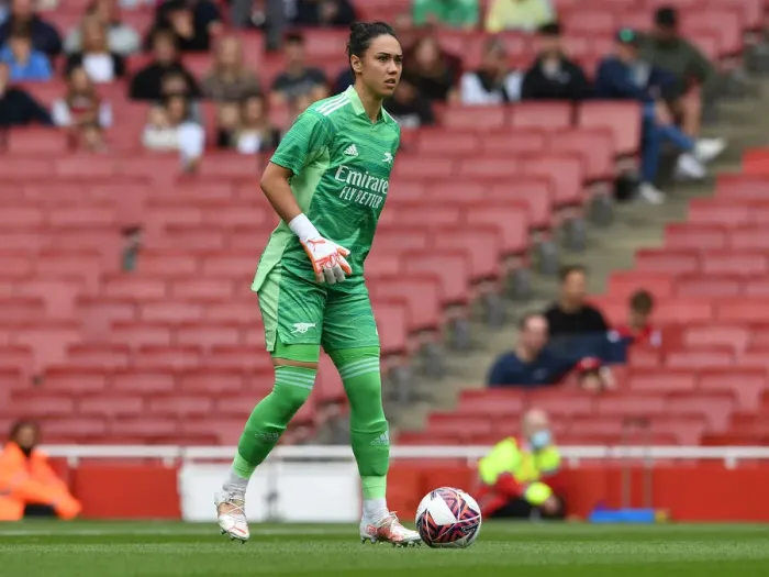 Framed Print : Manuela Zinsberger: In Action for Arsenal Women Against Chelsea Women - Mind Series 2021-22 Framed Print : Manuela Zinsberger: In Action for Arsenal Women Against Chelsea Women - Mind Series 2021-22