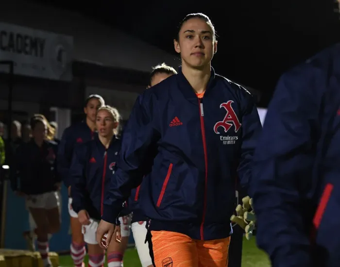Framed Print : Manuela Zinsberger's Focus: Arsenal Women vs Brighton Hove Albion - FA WSL Showdown