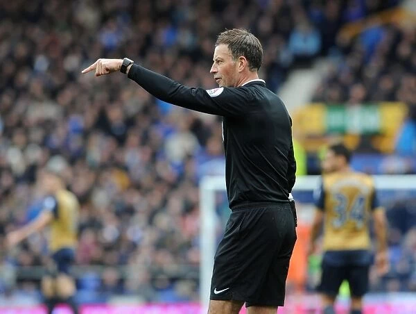 Mark Clattenburg Referees Tense Everton vs. Arsenal Premier League Clash