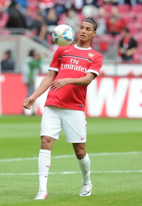 Framed Print : Marouane Chamakh in Action for Arsenal against Cologne Framed Print : Marouane Chamakh in Action for Arsenal against Cologne