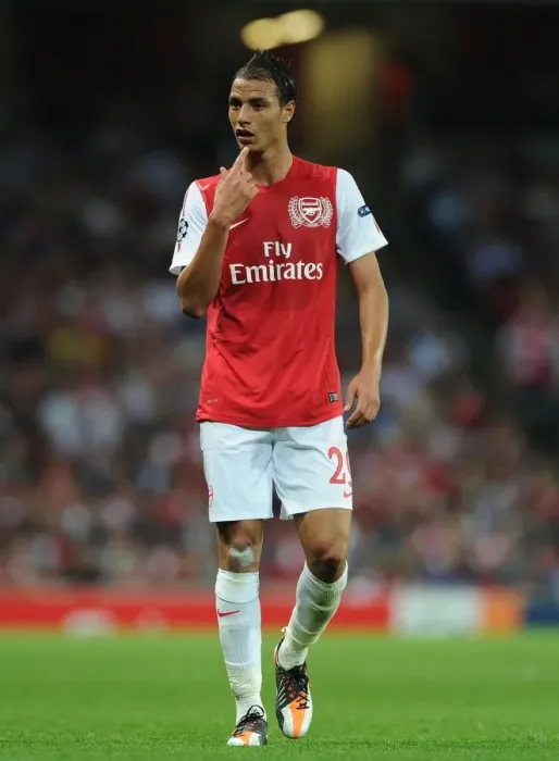 Framed Print : Marouane Chamakh in Action for Arsenal against Olympiacos, UEFA Champions League 2011-12