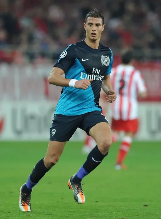 Framed Print : Marouane Chamakh in Action: Olympiacos vs Arsenal, UEFA Champions League 2011-12 Framed Print : Marouane Chamakh in Action: Olympiacos vs Arsenal, UEFA Champions League 2011-12