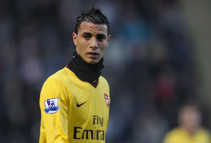Framed Print : Marouane Chamakh (Arsenal). Leyton Orient 1: 1 Arsenal. FA Cup 5th Round Framed Print : Marouane Chamakh (Arsenal). Leyton Orient 1: 1 Arsenal. FA Cup 5th Round
