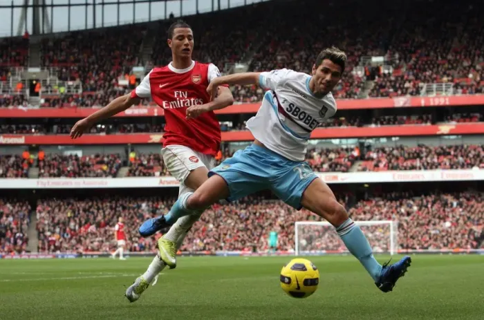 Framed Print : Marouane Chamakh (Arsenal) Valon Behrami (West Ham). Arsenal 1: 0 West Ham United