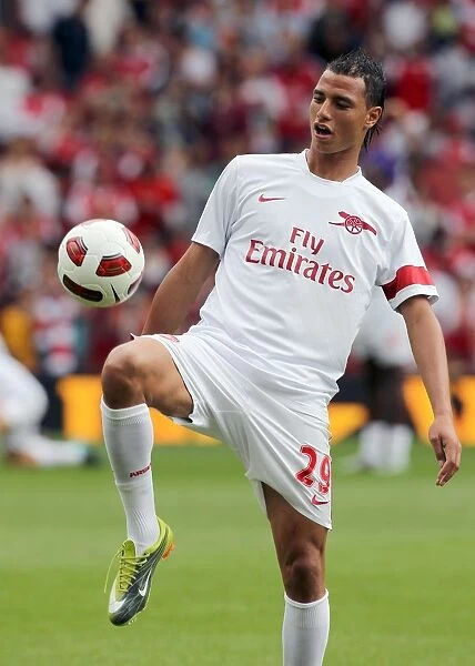 Marouane Chamakh Scores for Arsenal in Emirates Cup Win Against Celtic (3-2)