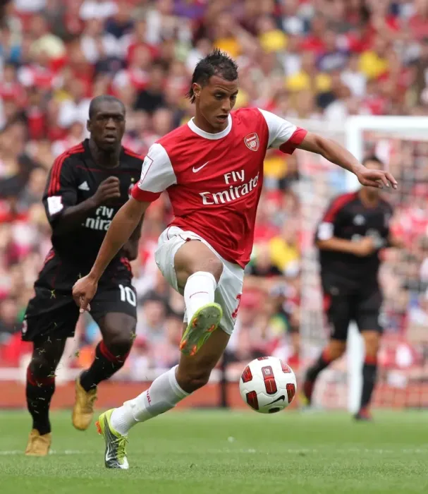 Framed Print : Marouane Chamakh vs AC Milan: 1-1 Draw at Emirates Cup Pre-Season 2010