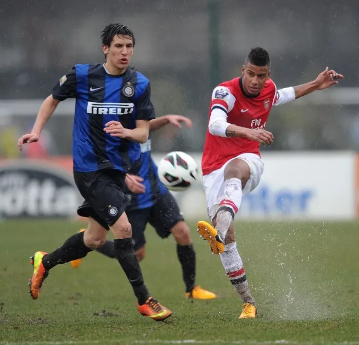 Framed Print : Martin Angha (Arsenal) Belloni (Inter). Inter Milan U19 0: 1 Arsenal U19. NextGen Series