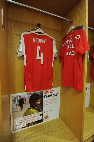 Martin Keown (Arsenal) kit. Arsenal Legends 4: 2 Milan Glorie