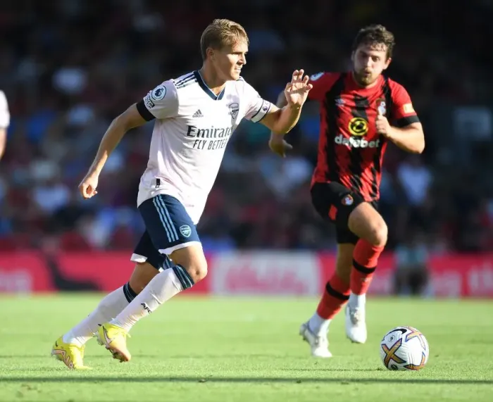 Framed Print : Martin Odegaard in Action: AFC Bournemouth vs. Arsenal FC, Premier League 2022-23