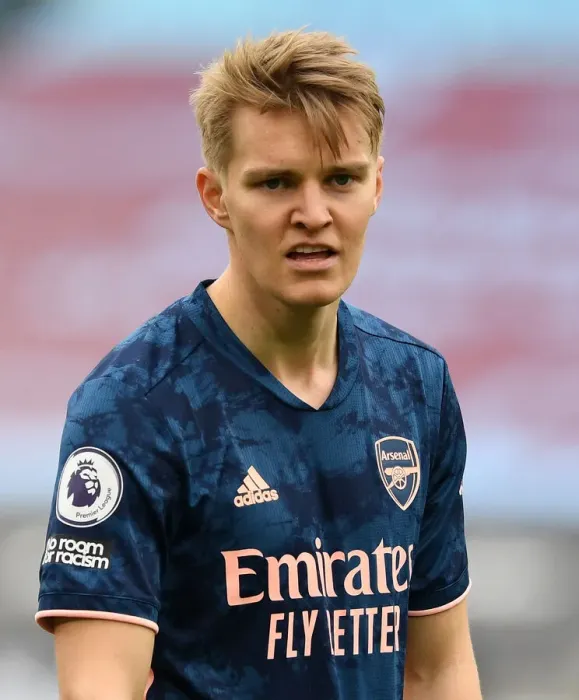 Framed Print : Martin Odegaard in Action: Arsenal vs. West Ham United, Premier League 2020-21 Framed Print : Martin Odegaard in Action: Arsenal vs. West Ham United, Premier League 2020-21