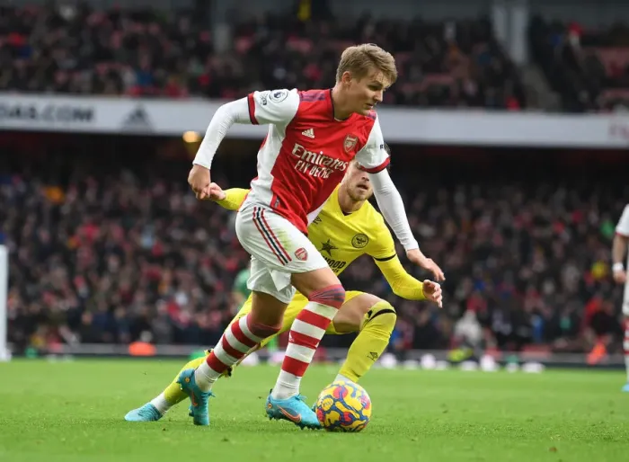 Framed Print : Martin Odegaard in Action: Arsenal vs. Brentford, Premier League 2021-22 Framed Print : Martin Odegaard in Action: Arsenal vs. Brentford, Premier League 2021-22