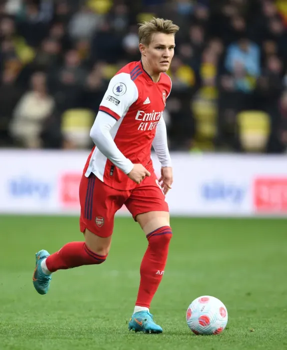 Framed Print : Martin Odegaard in Action: Arsenal vs. Watford, Premier League 2021-22 Framed Print : Martin Odegaard in Action: Arsenal vs. Watford, Premier League 2021-22