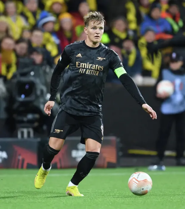 Framed Print : Martin Odegaard in Action: Arsenal vs. Bodø / Glimt, UEFA Europa League 2022-23
