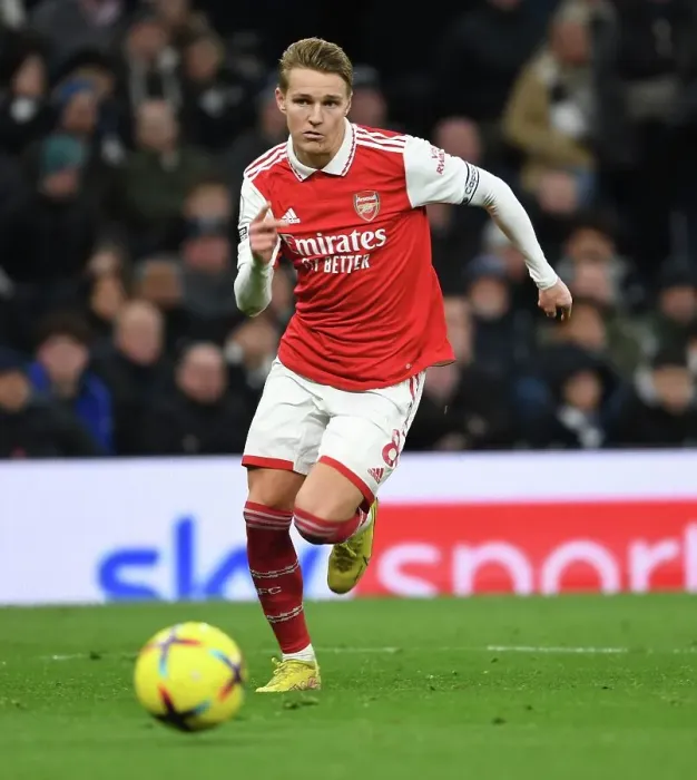 Framed Print : Martin Odegaard in Action: Arsenal vs. Tottenham Premier League Clash (2022-23)