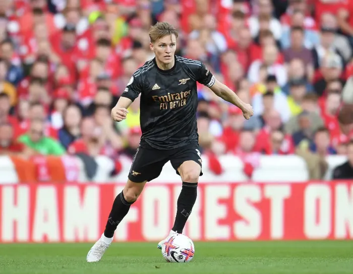 Framed Print : Martin Odegaard in Action: Arsenal vs. Nottingham Forest, Premier League 2022-23 Framed Print : Martin Odegaard in Action: Arsenal vs. Nottingham Forest, Premier League 2022-23