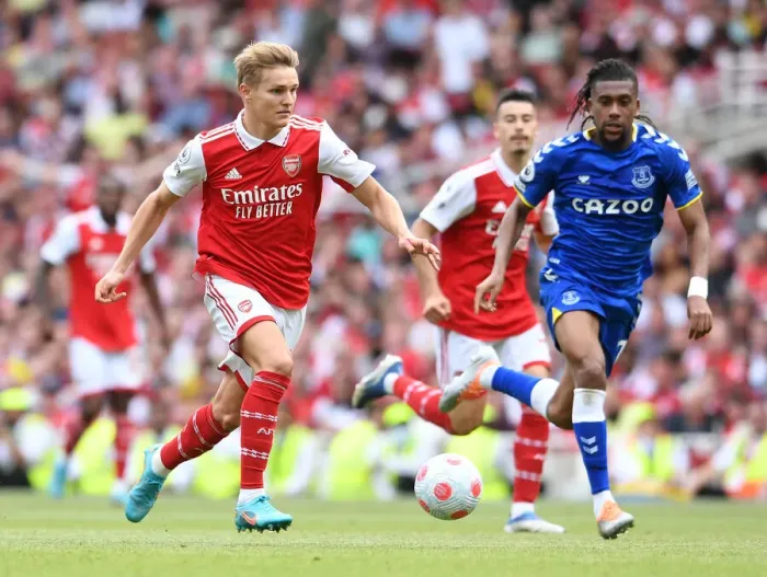 Framed Print : Martin Odegaard in Action: Arsenal vs Everton, Premier League 2021-22