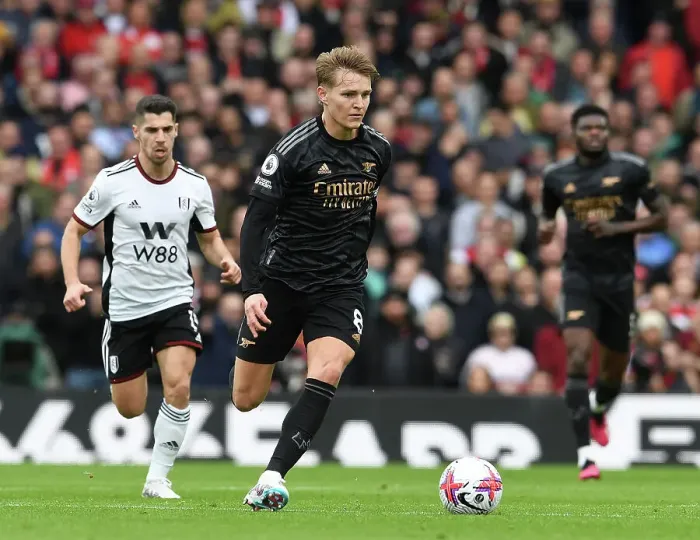 Framed Print : Martin Odegaard in Action: Fulham vs. Arsenal, Premier League 2022-23 Framed Print : Martin Odegaard in Action: Fulham vs. Arsenal, Premier League 2022-23