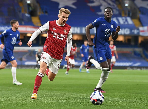 Martin Odegaard Breaks Past Chelsea's Kurt Zouma: Arsenal vs Chelsea, Premier League 2020-21