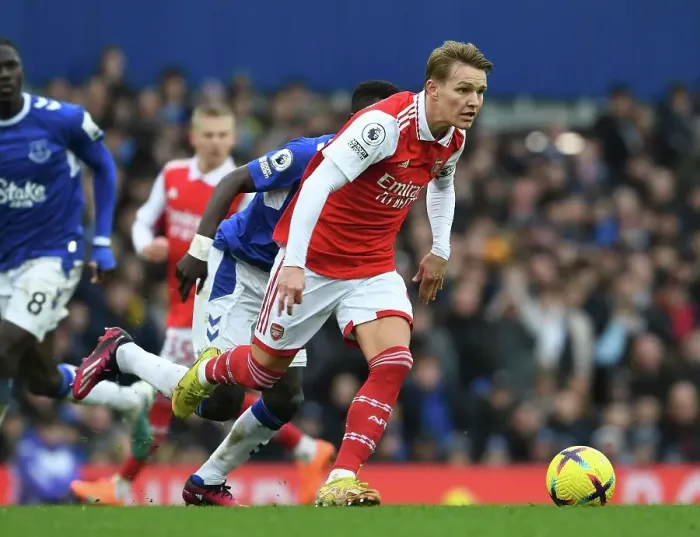 Framed Print : Martin Odegaard Breaks Past Everton's Idrissa Gana Gueye in Thrilling Arsenal vs Everton Clash (Premier League 2022-23) Framed Print : Martin Odegaard Breaks Past Everton's Idrissa Gana Gueye in Thrilling Arsenal vs Everton Clash (Premier League 2022-23)
