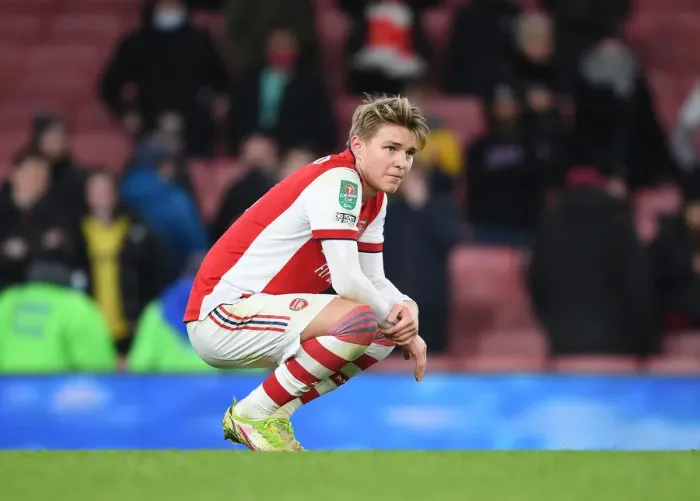 Framed Print : Martin Odegaard Disappointed: Arsenal's Reaction to Carabao Cup Semi-Final Defeat by Liverpool